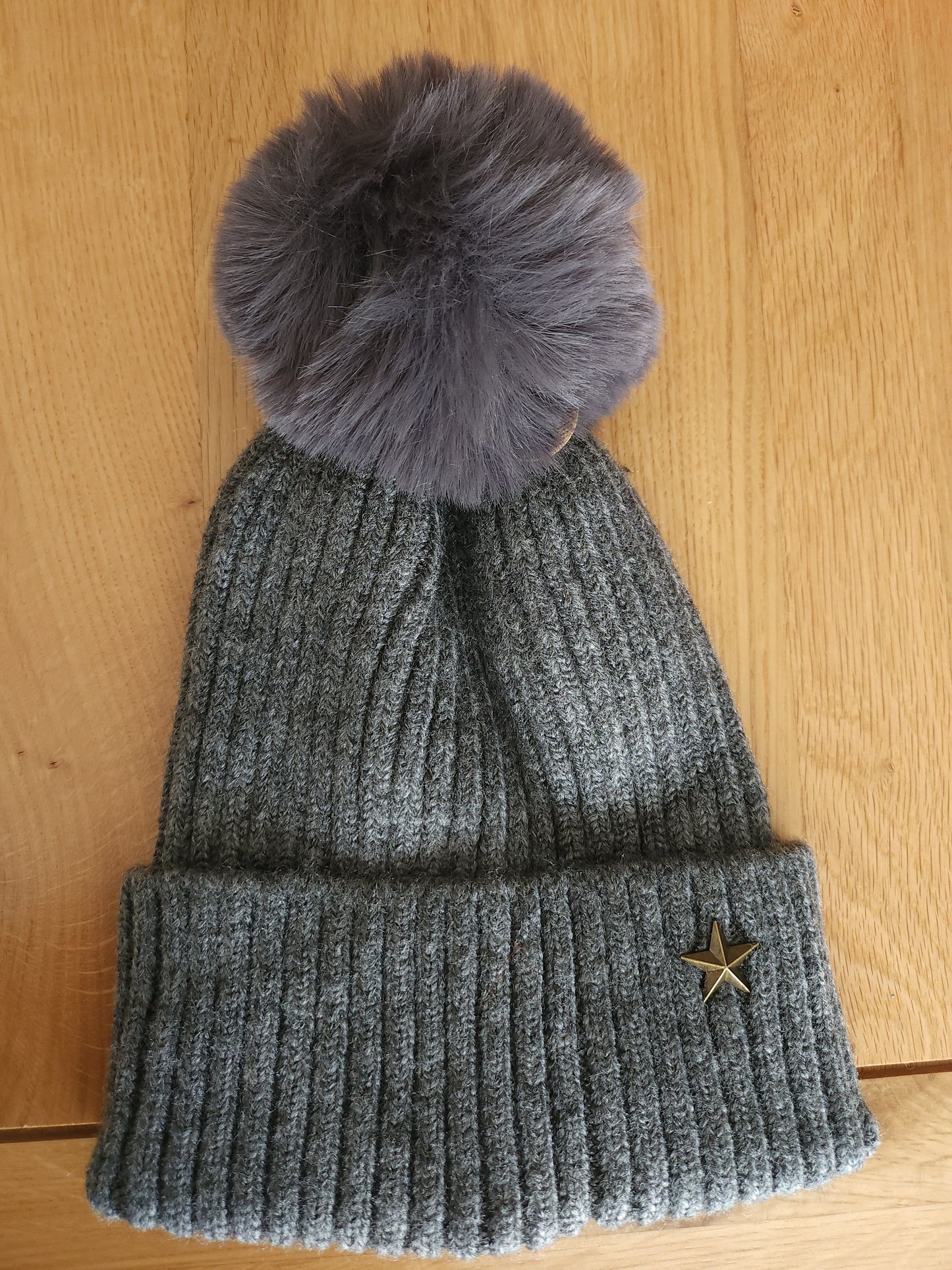 Grey star bobble hat