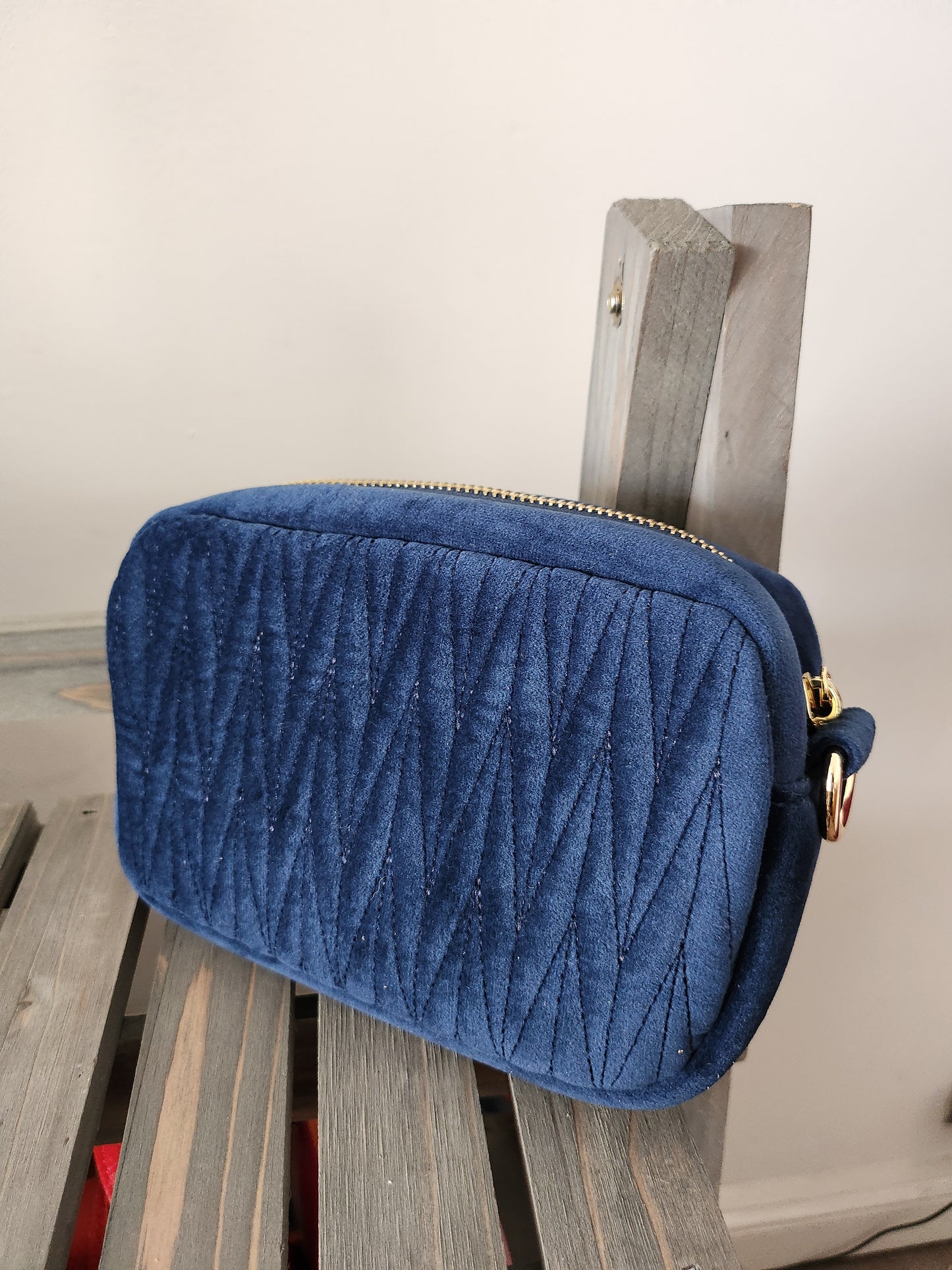 Velvet mini camera bag