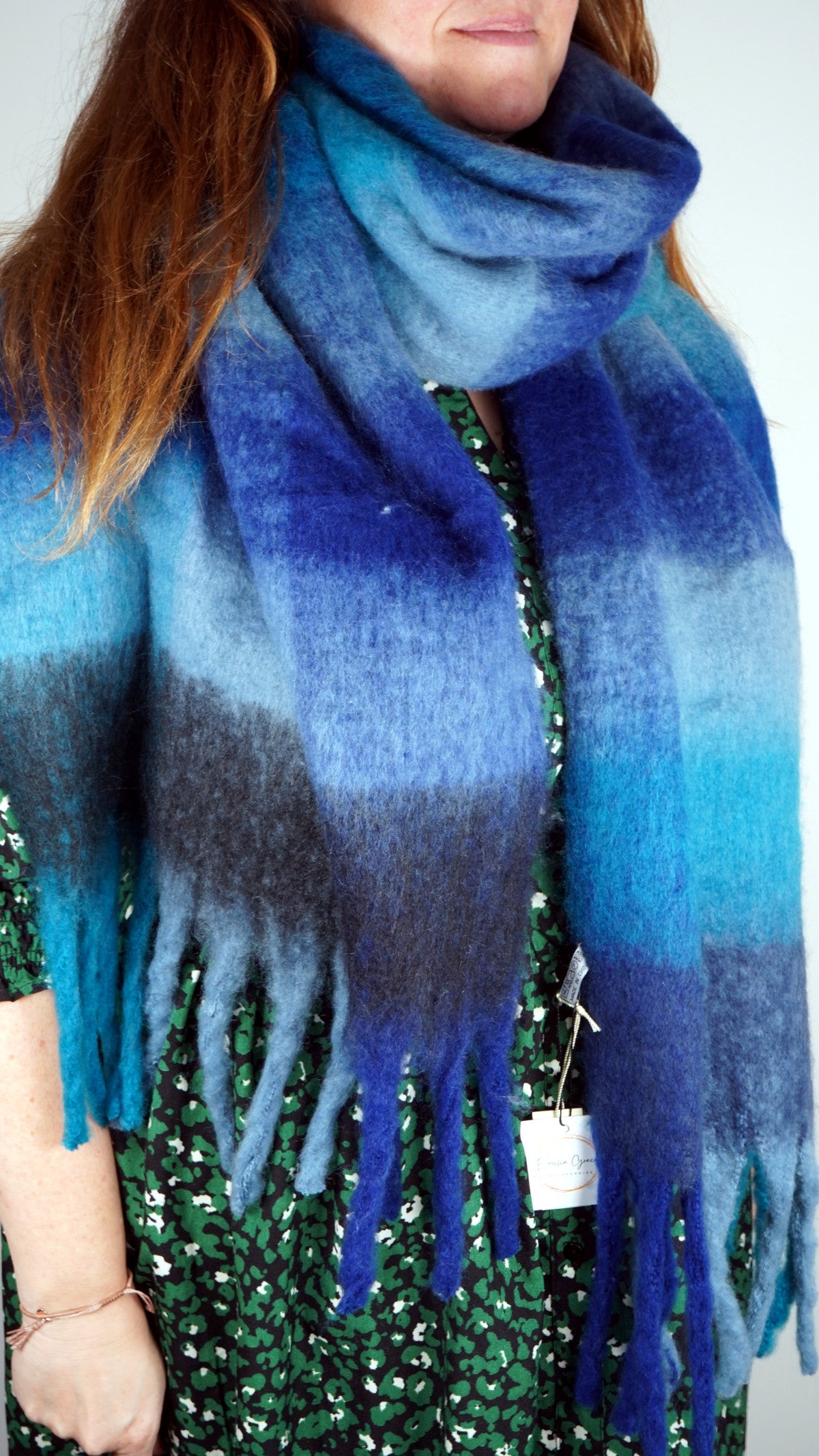 Fluffy tartan scarf Blues