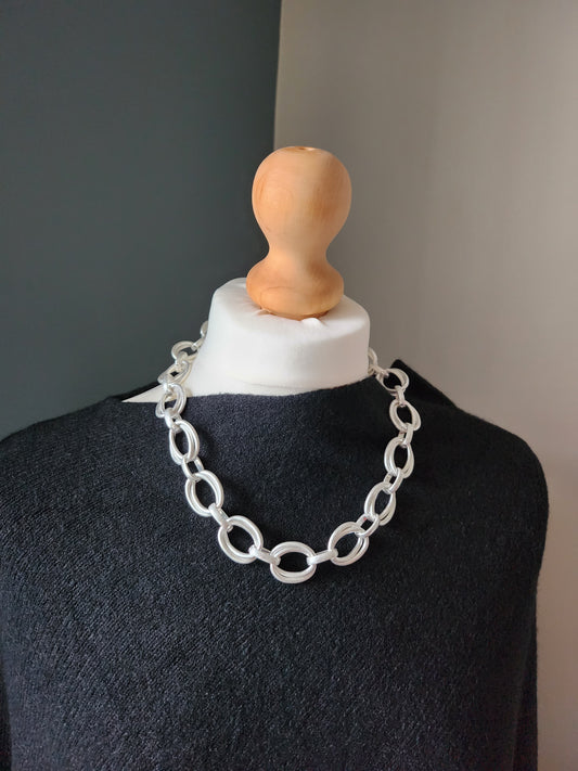 Chunky silver necklace